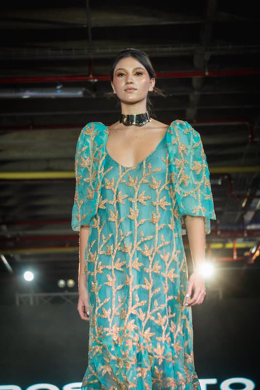 Modelo en pasarela de Cali Fashion Week